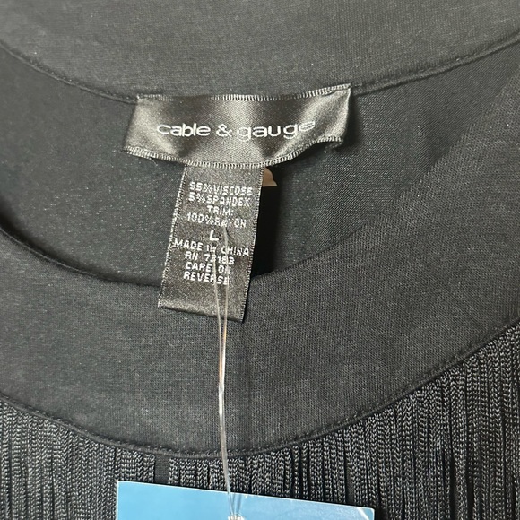 Cable & Gauge Fringe tank top - size L - Video - Picture 6 of 6